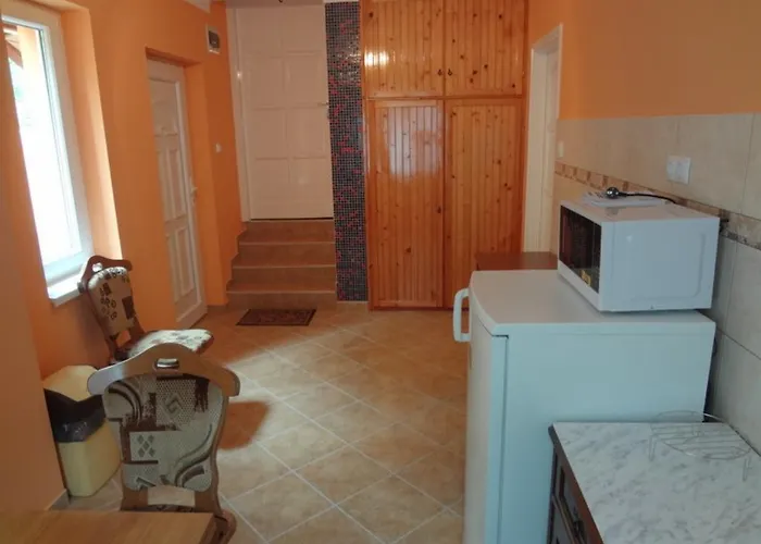 شقة Horvath Apartmanhaz