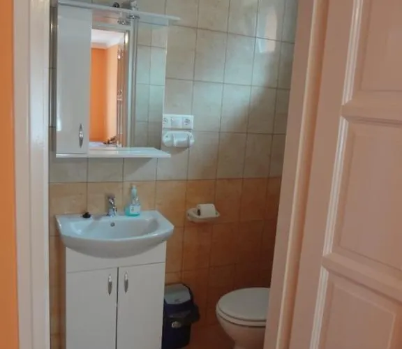 Horvath Apartmanhaz Lägenhet
